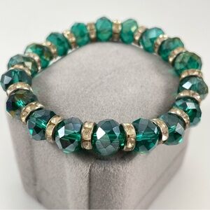 Unsigned AB Green Multifaceted Glass Crystal Rhinestone Beaded Stretch Bracelet